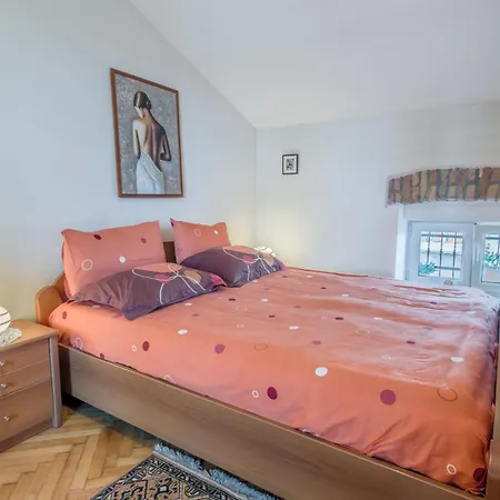 Seagull 아파트 풀라